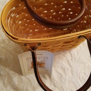 Longaberger 2001 Small Boardwalk with protector- Family signatures-NO LINER